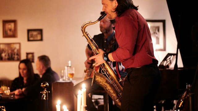 Band Band
