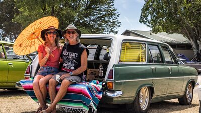 Happy fans at Summernats