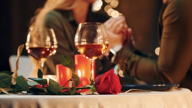 Valentine’s Day Dinner at Yacht Club