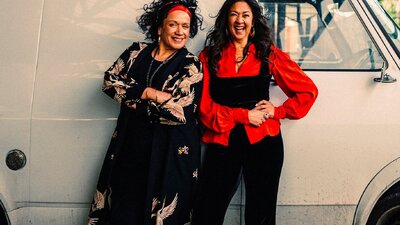 Vika & Linda – Where Do You Come From?